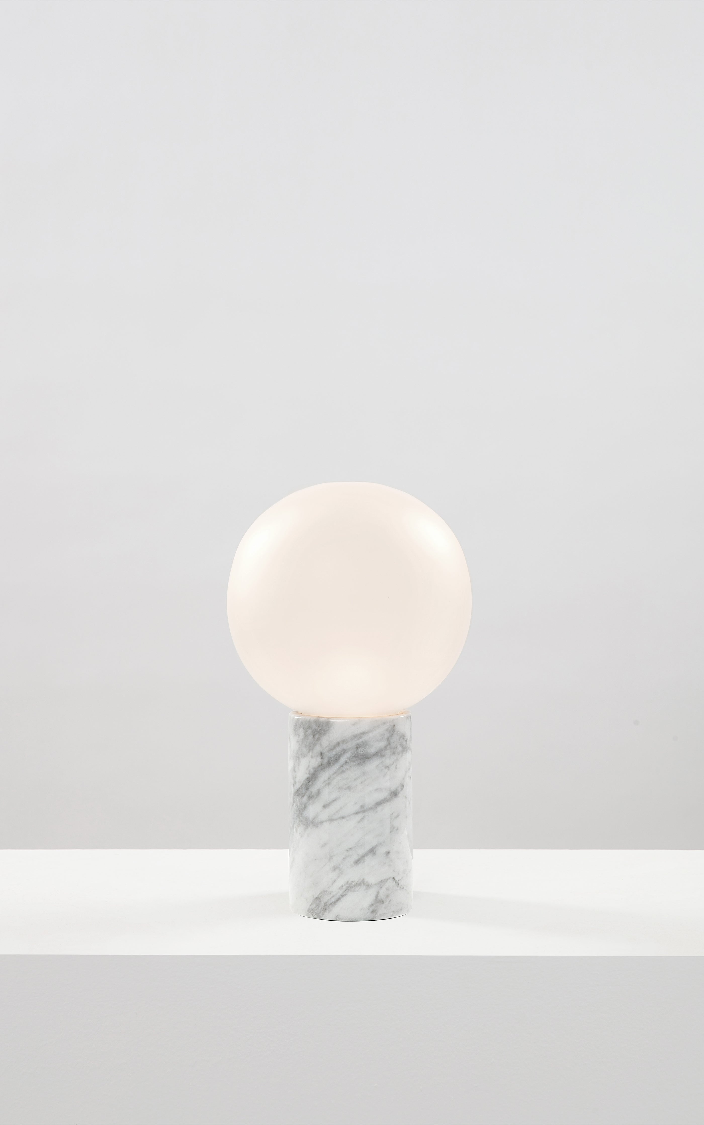 Blow Table Mini - White