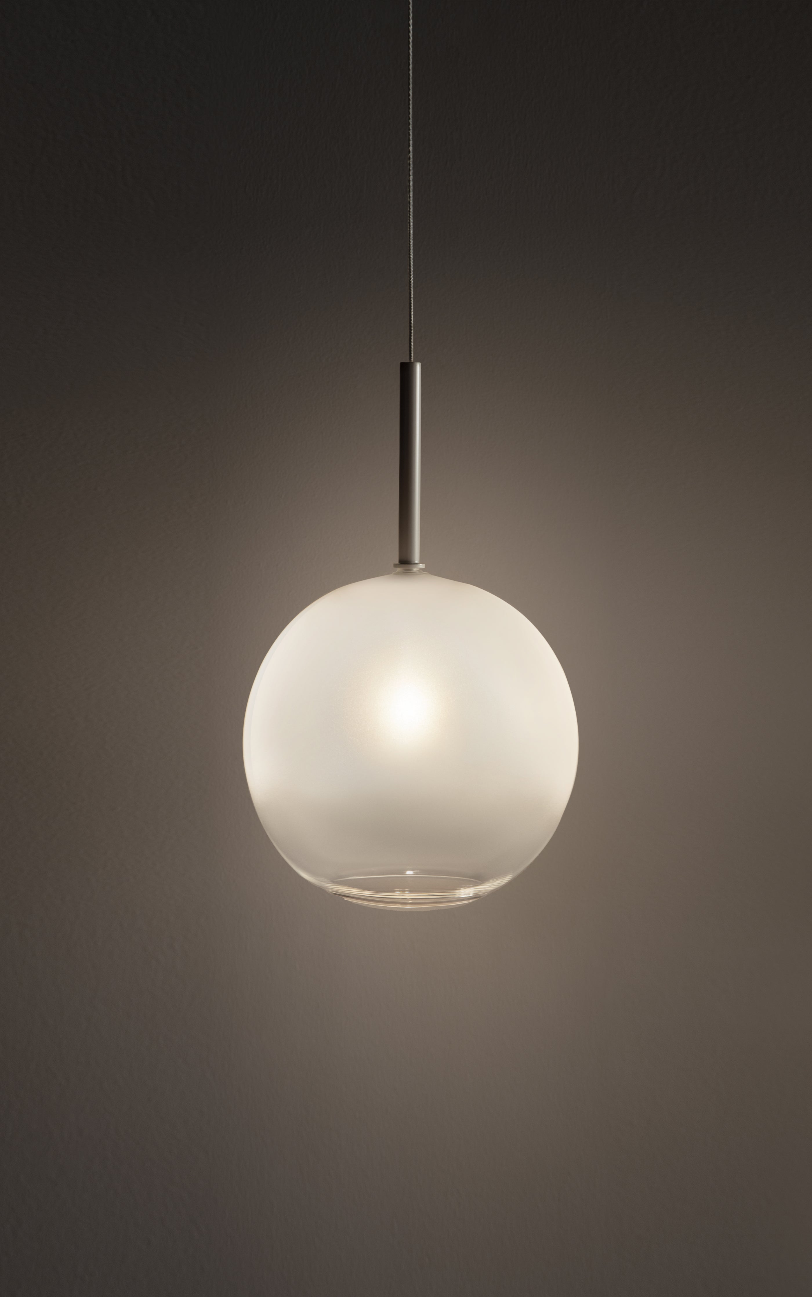 Blow Frosted Suspension - Sparkle - Medium - White